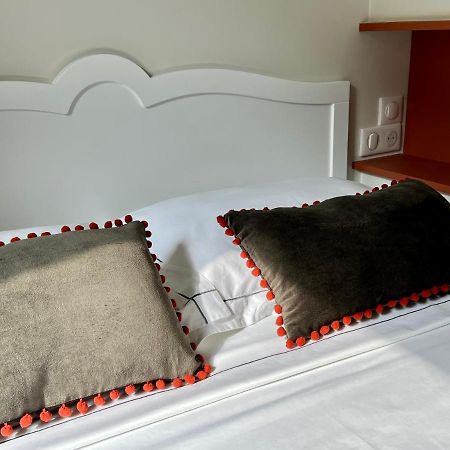 Bed and Breakfast Les Petits Volets 2 Антіб Екстер'єр фото